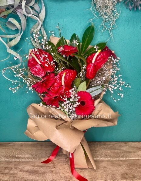 ❤️ Bouquet rosso – Eleganza intensa e passione senza tempo ✨🌹